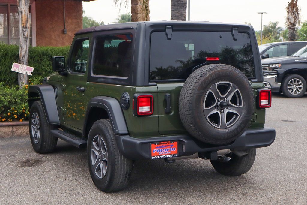 Used 2022 Jeep Wrangler Sport AWD/4WD image 6