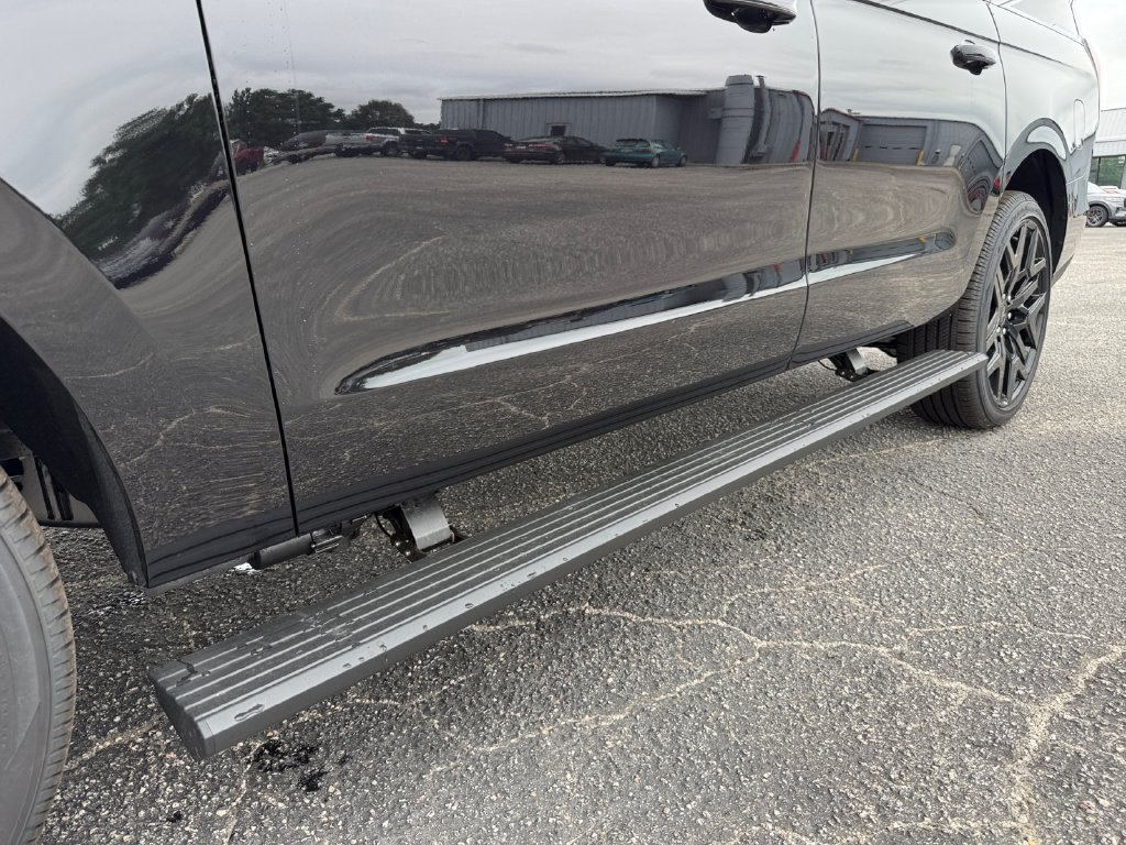 New 2027 Ford Expedition Max Platinum w/ Stealth Performance Package AWD/4WD image 30