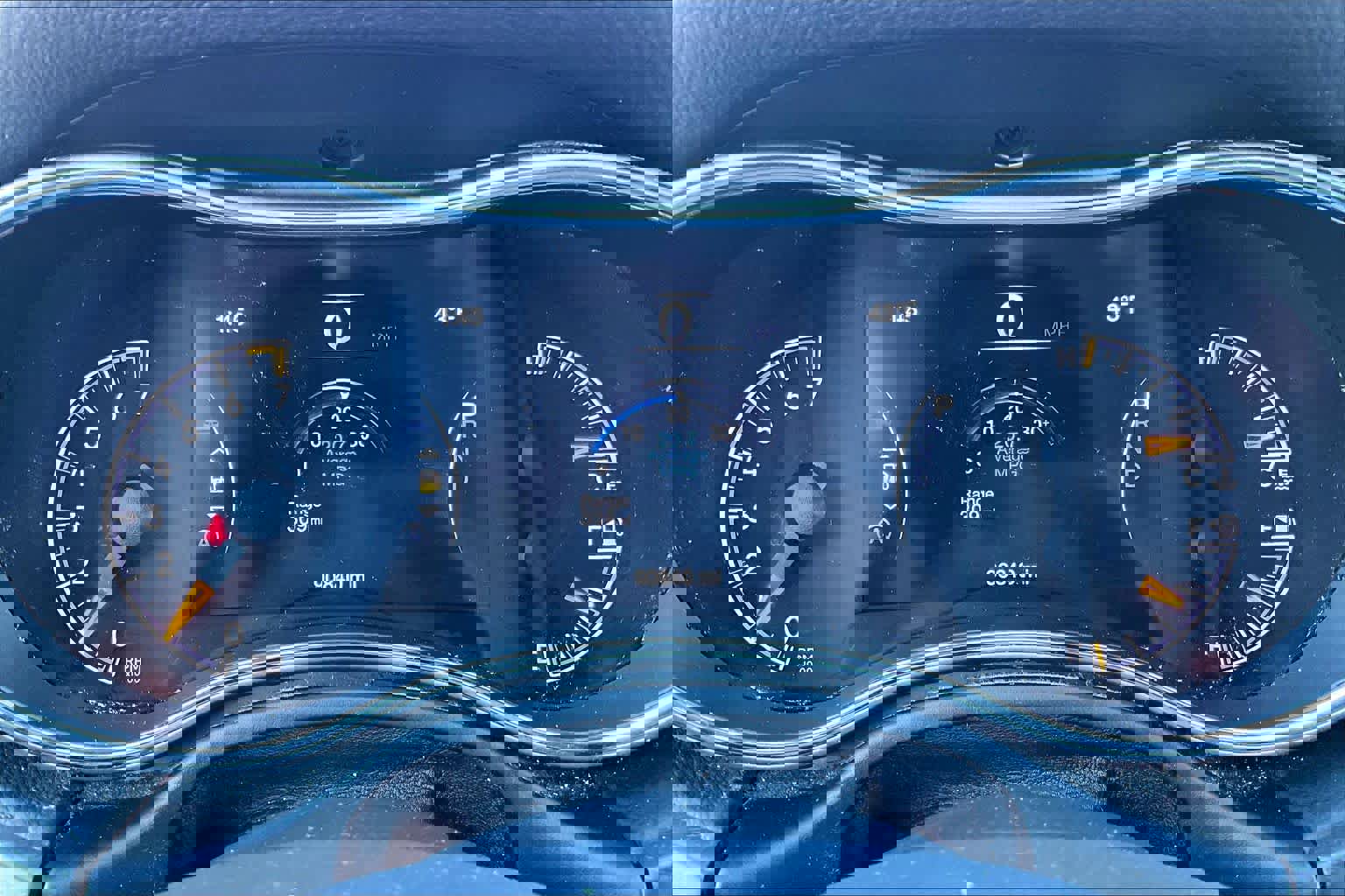 Used 2018 Jeep Grand Cherokee Limited image 25