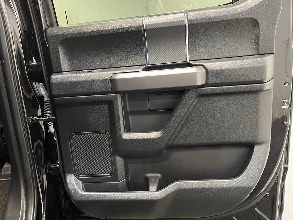 Used 2019 Ford F150 XLT w/ Equipment Group 302A Luxury AWD/4WD image 18