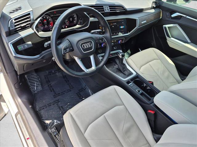 Certified 2021 Audi Q3 2.0T Premium Plus AWD/4WD image 11