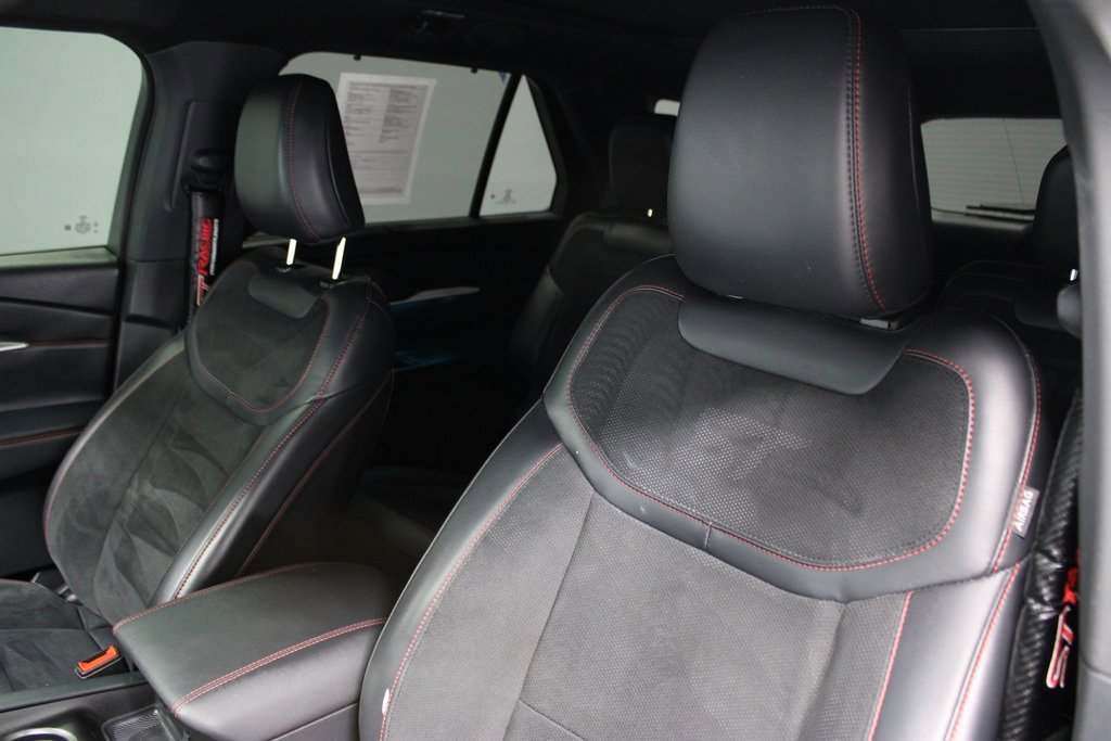 Certified 2025 Ford Explorer ST image 27