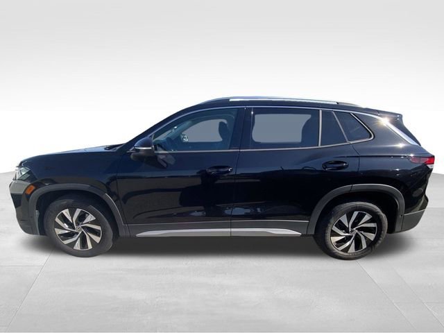 Used 2025 Volkswagen Tiguan S FWD image 4