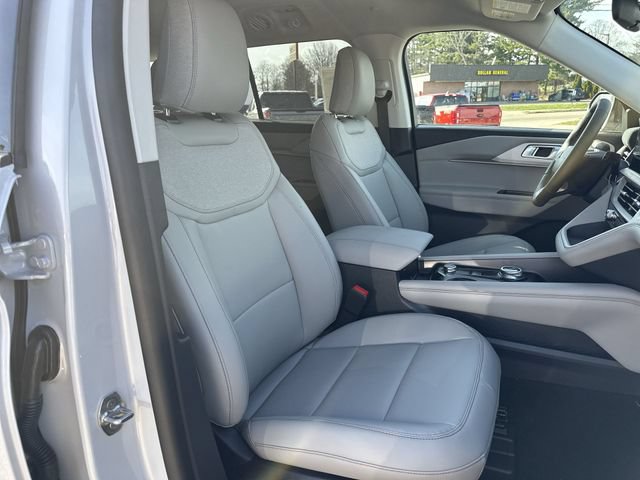 New 2026 Ford Explorer Active w/ Active Comfort Package AWD/4WD image 28