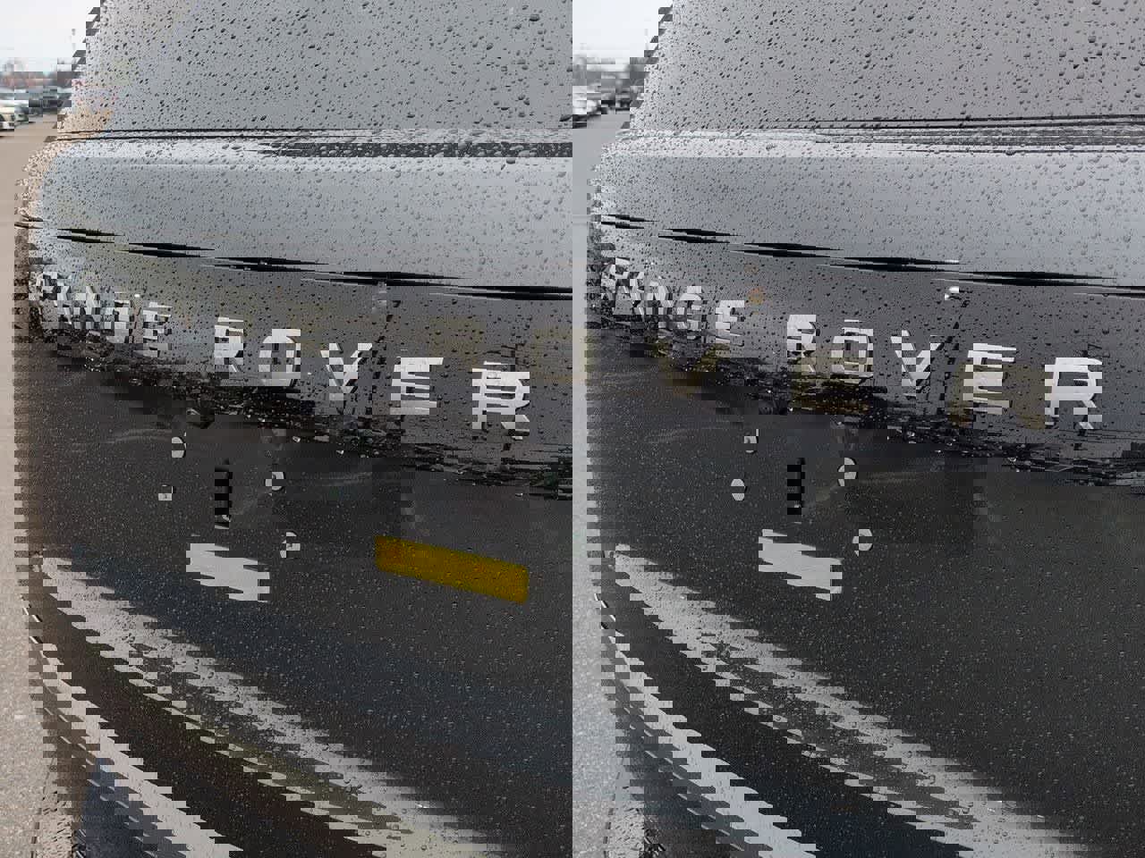 Used 2023 Land Rover Range Rover SE image 12