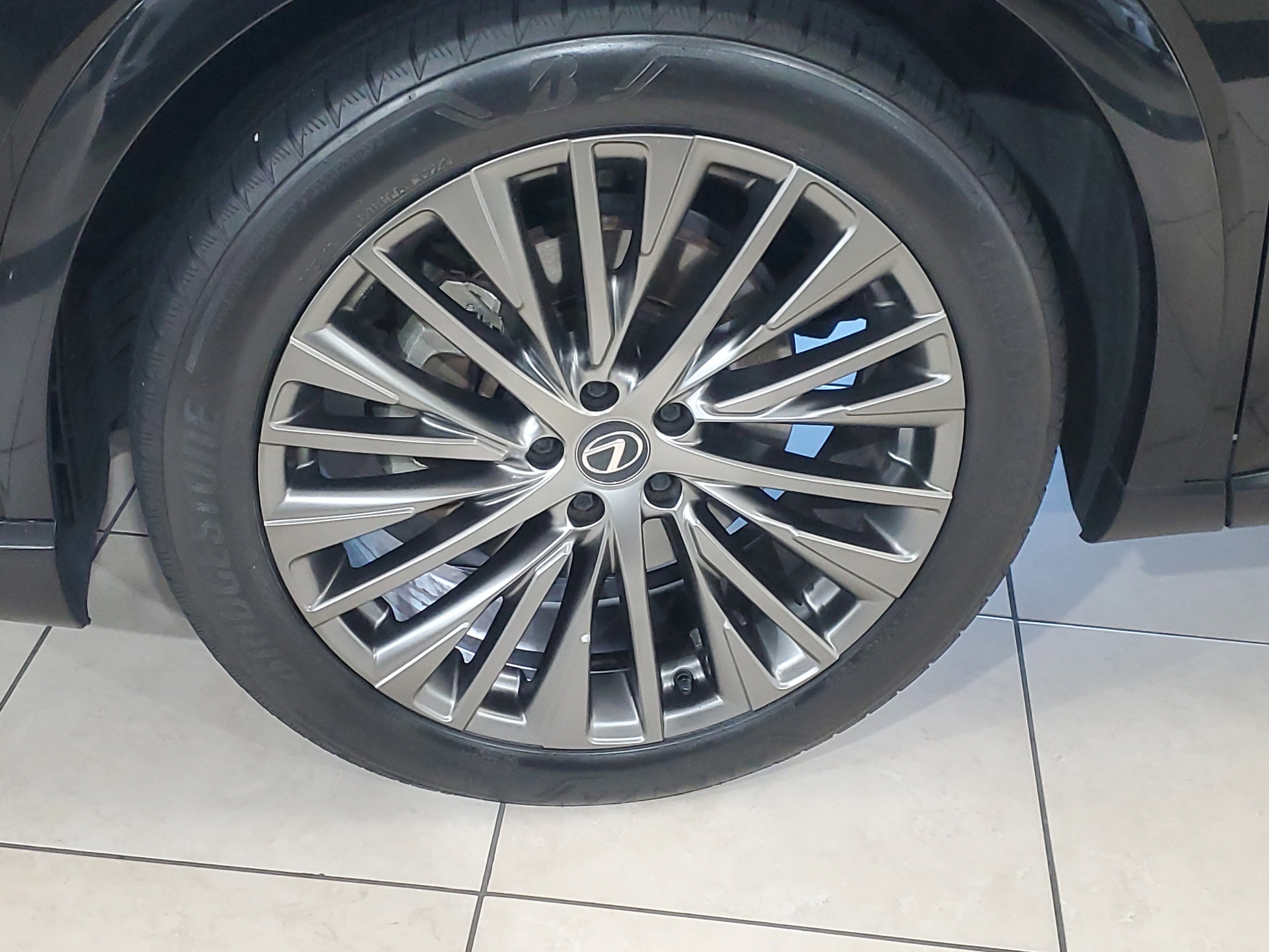 Used 2023 Lexus RX 350 FWD image 4