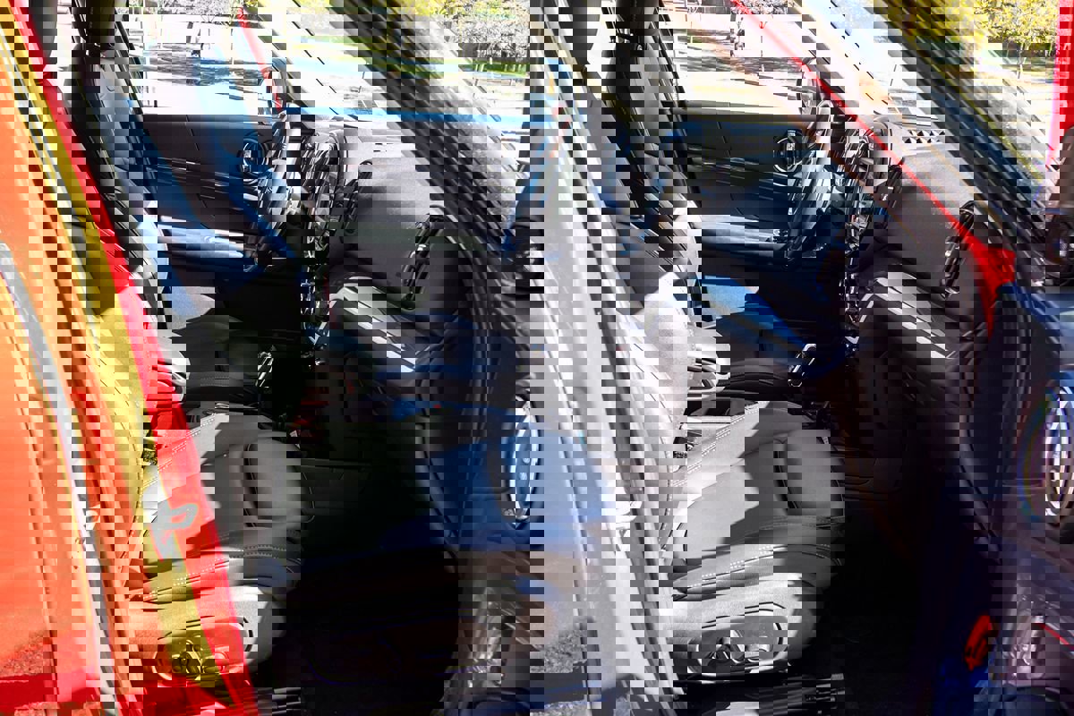 Used 2020 MINI Cooper Countryman S w/ Premium Package image 22