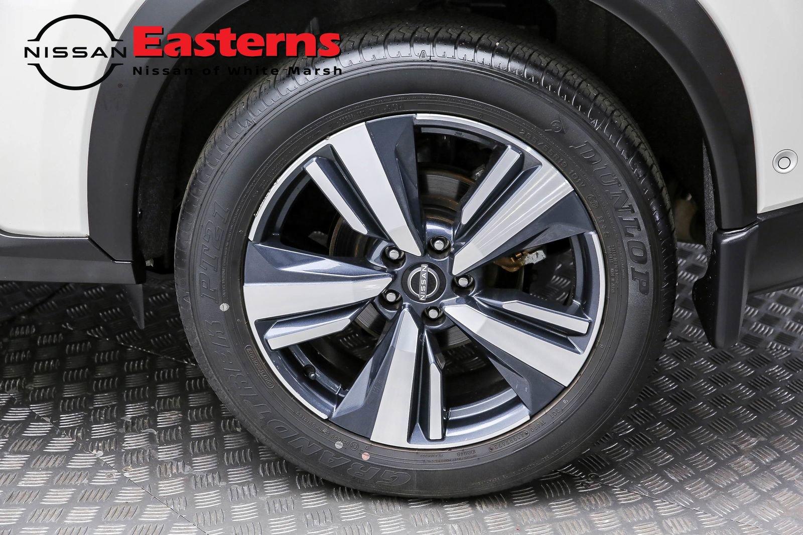 Used 2023 Nissan Rogue SL w/ SL Premium Package image 8