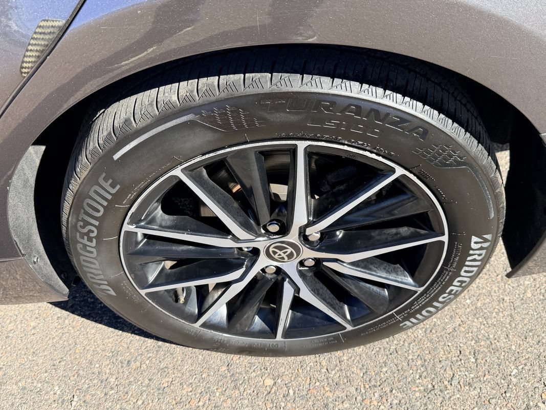 Used 2021 Toyota Camry SE FWD image 20