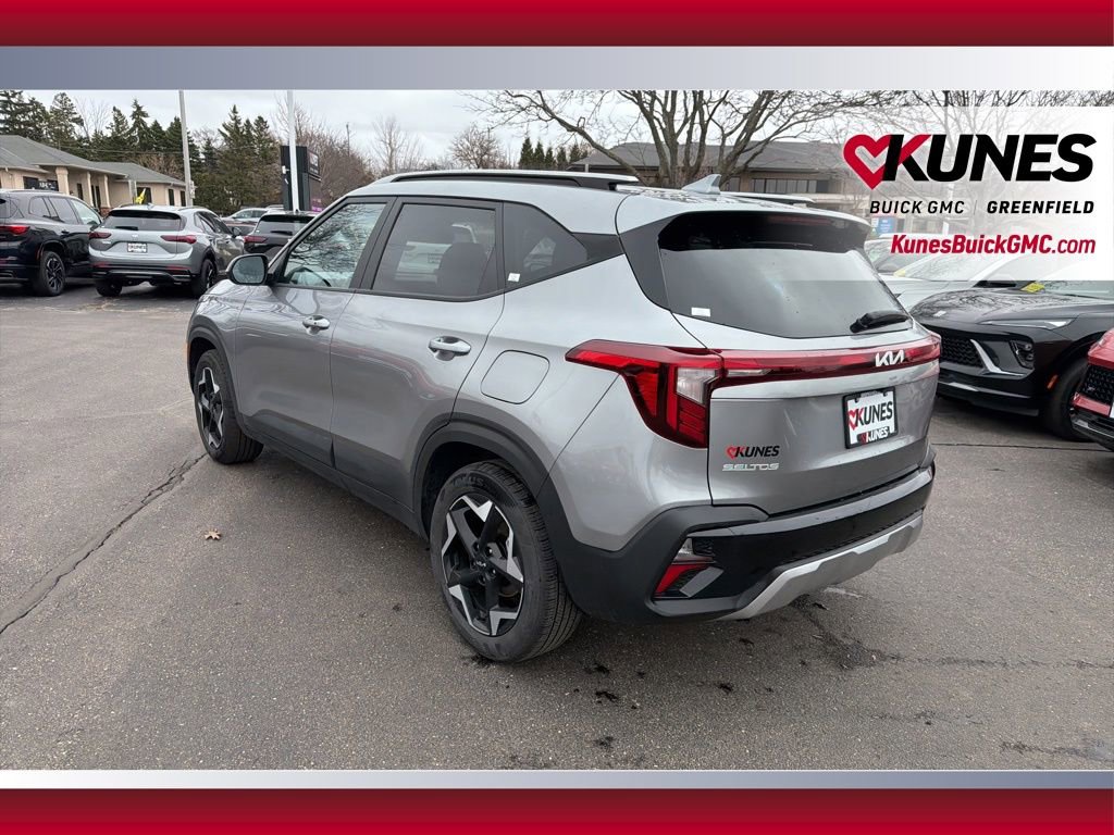 Used 2025 Kia Seltos S image 9