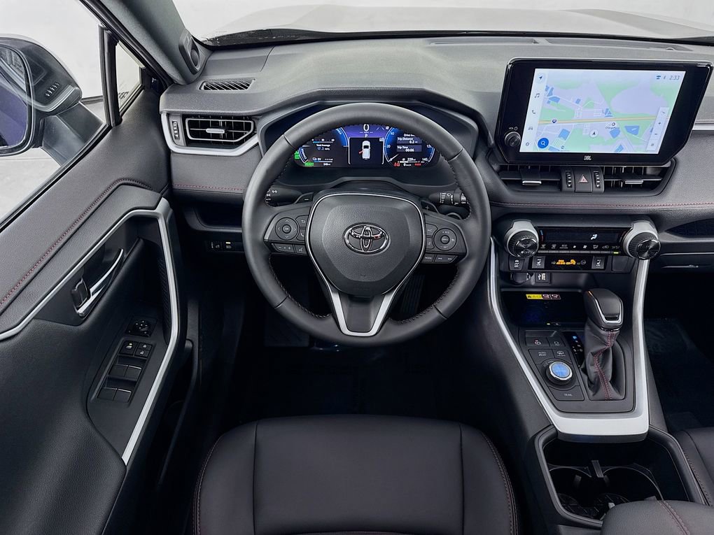 Used 2025 Toyota RAV4 XSE image 28