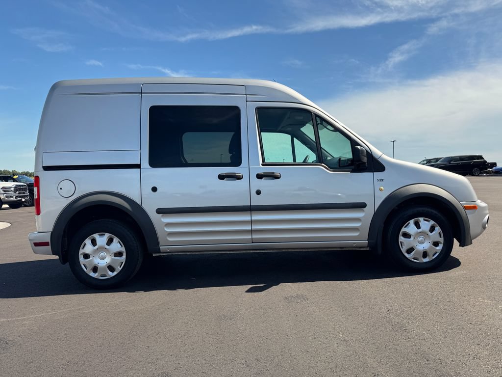 Used 2010 Ford Transit Connect XLT FWD image 4