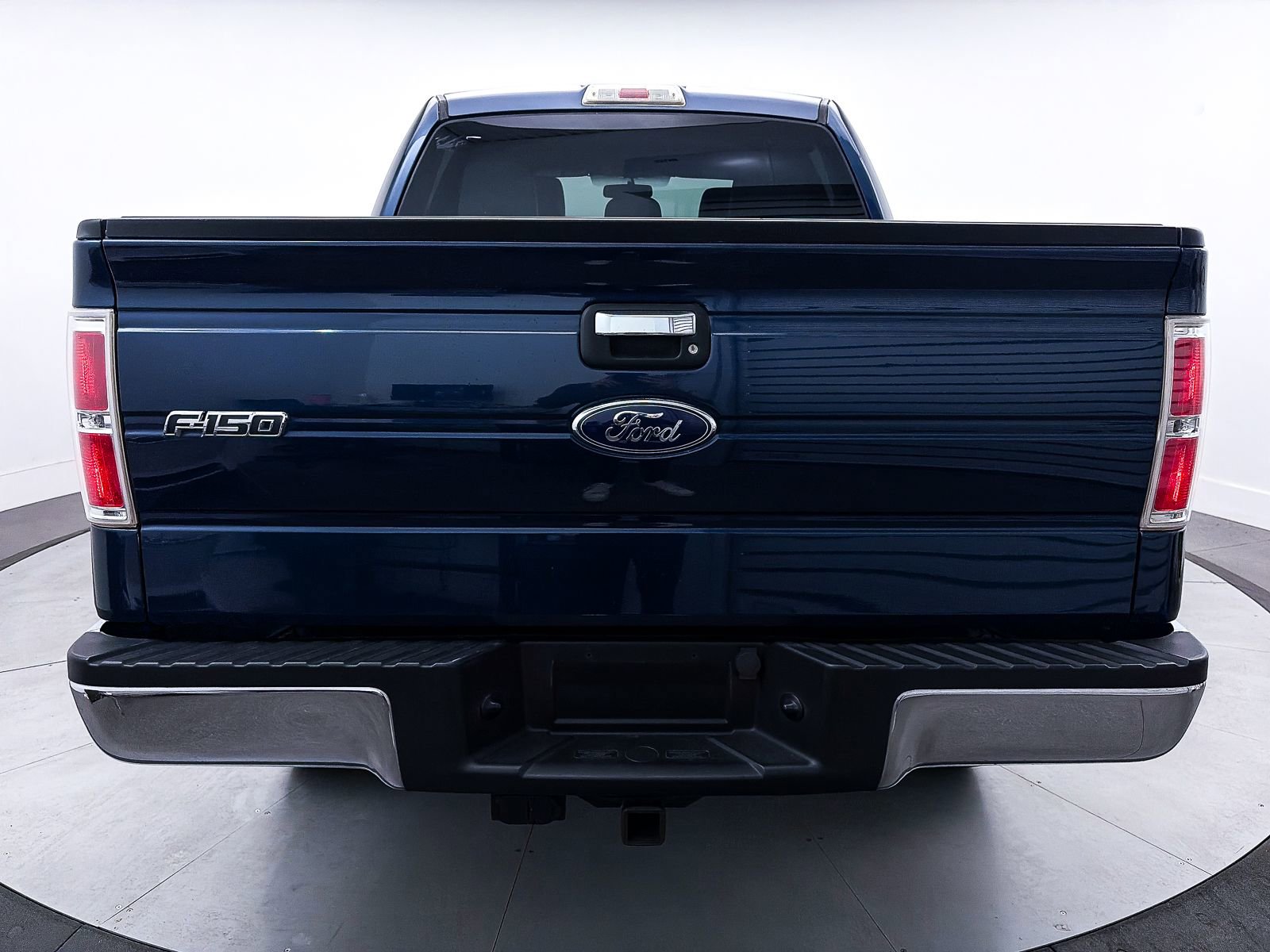 Used 2014 Ford F150 XLT w/ XLT Chrome Package image 8