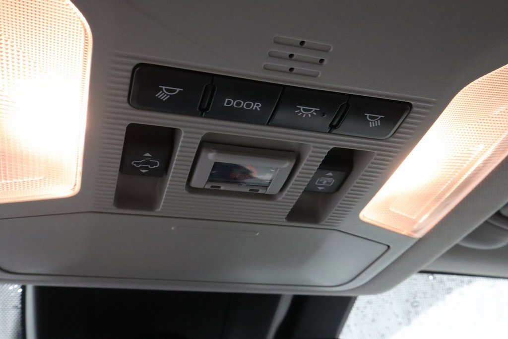 Used 2020 Toyota RAV4 Limited image 34