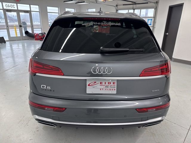 Used 2023 Audi Q5 2.0T Prestige w/ Prestige Package image 10