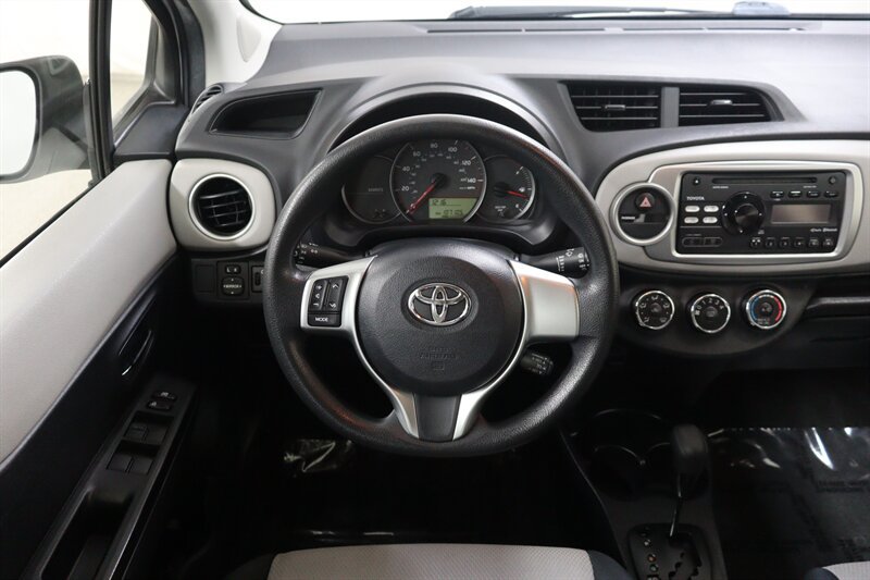 Used 2014 Toyota Yaris LE FWD image 10