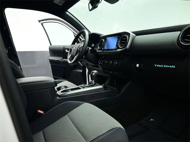 Used 2020 Toyota Tacoma TRD Off-Road image 25