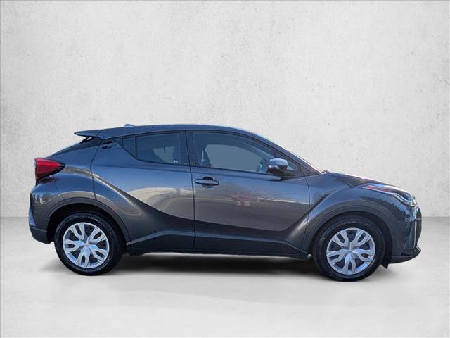 Used 2021 Toyota C-HR LE image 4