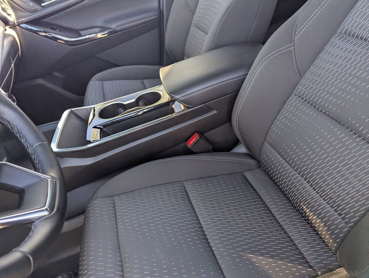 Used 2025 Chevrolet Equinox LT image 20
