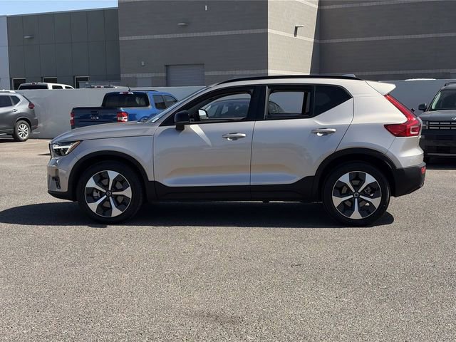 Certified 2023 Volvo XC40 B5 Plus w/ Driver Assist Package AWD/4WD image 10
