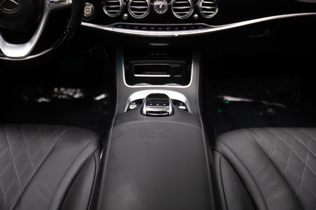 Used 2018 Mercedes-Benz Maybach S 560 4MATIC image 9