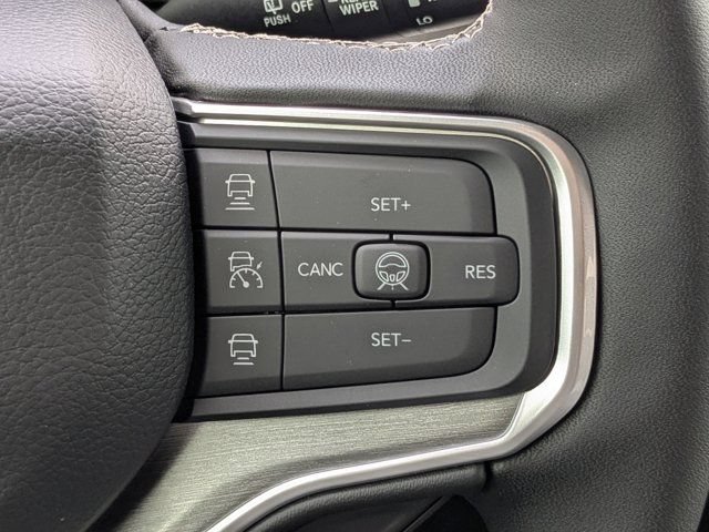 New 2026 Jeep Grand Wagoneer 2WD w/ 8-Passenger Seating Package image 28