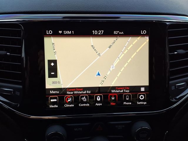 Used 2021 Jeep Grand Cherokee Altitude AWD/4WD image 14