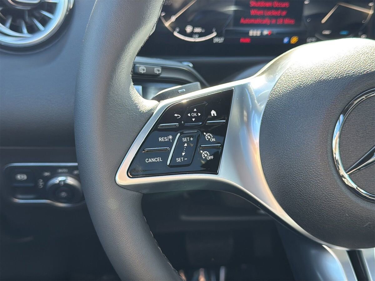 New 2026 Mercedes-Benz GLB 250 image 16