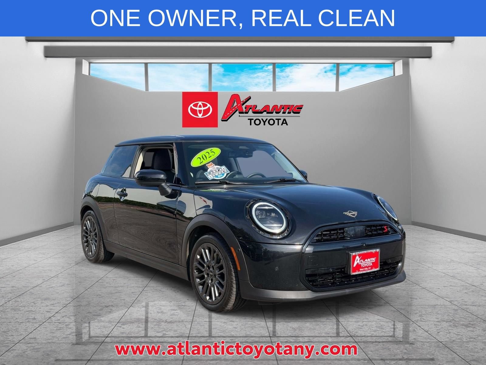 Used 2025 MINI Cooper S FWD video 1