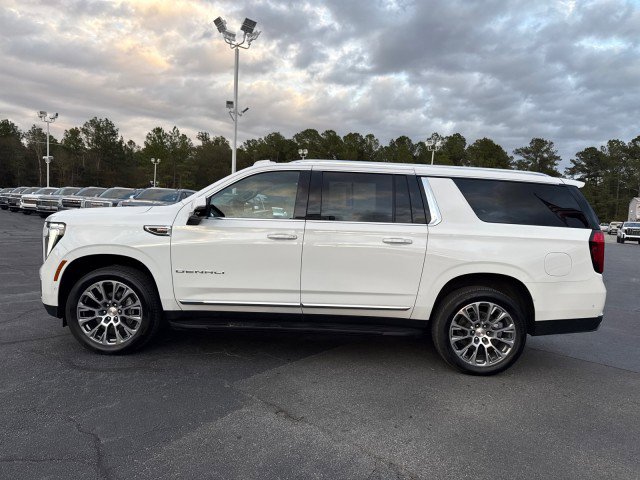 Used 2025 GMC Yukon XL Denali image 6