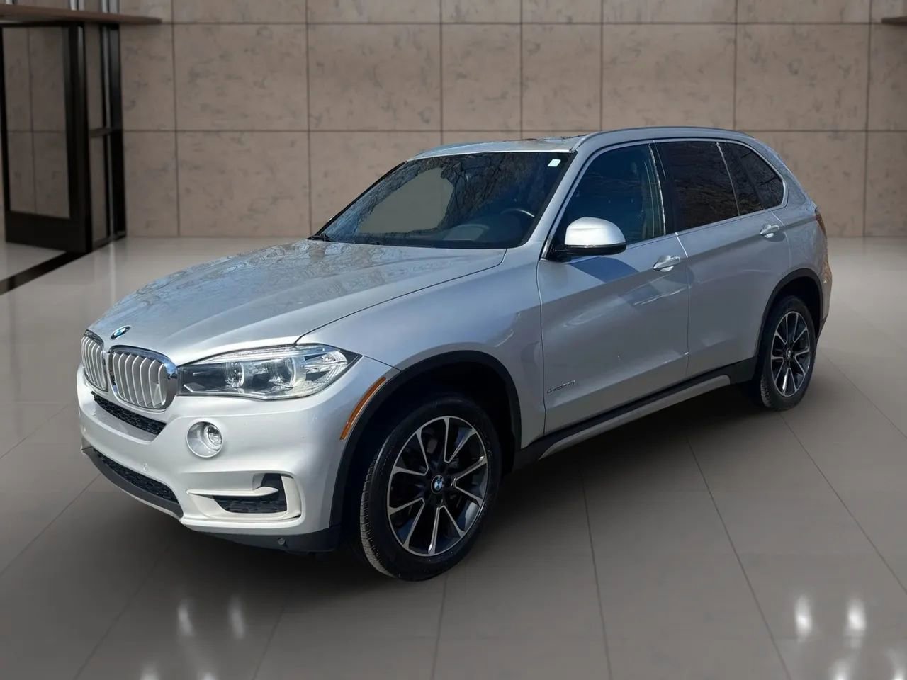Used 2018 BMW X5 sDrive35i image 5