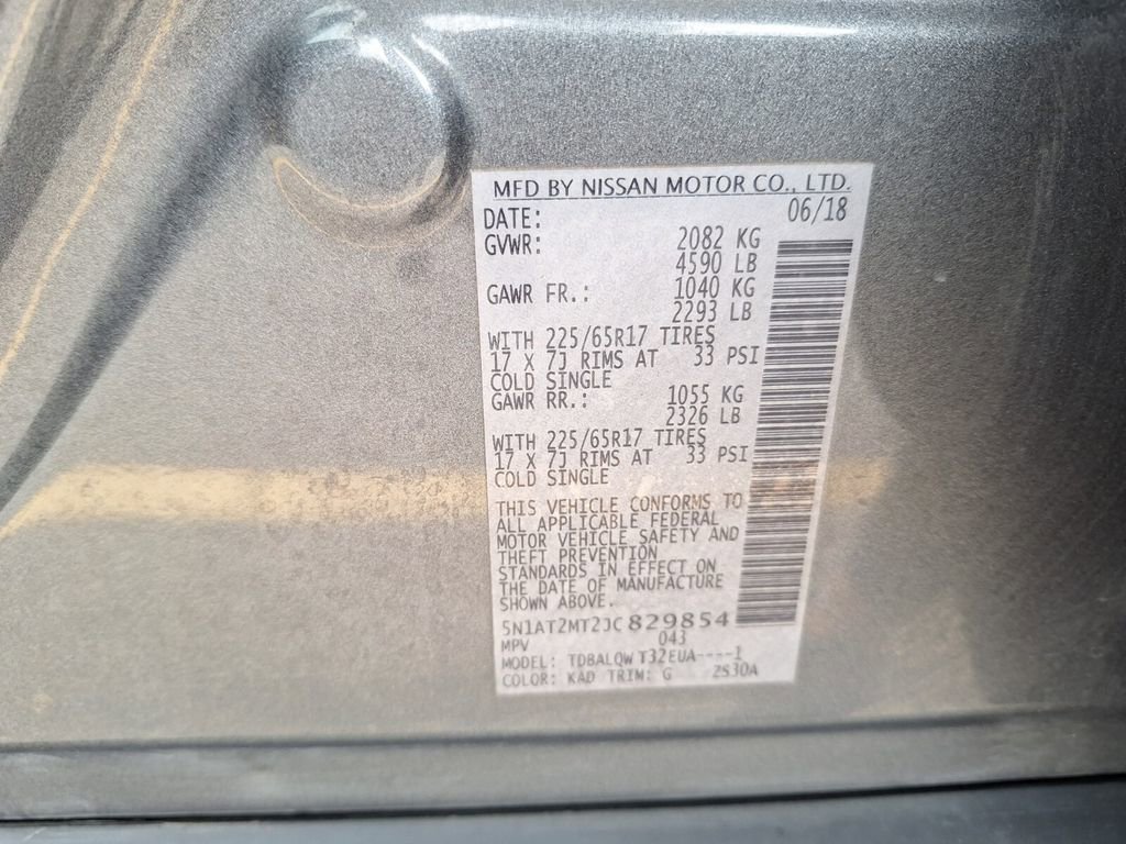 Used 2018 Nissan Rogue SV image 28