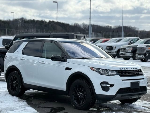 Used 2017 Land Rover Discovery Sport HSE image 35