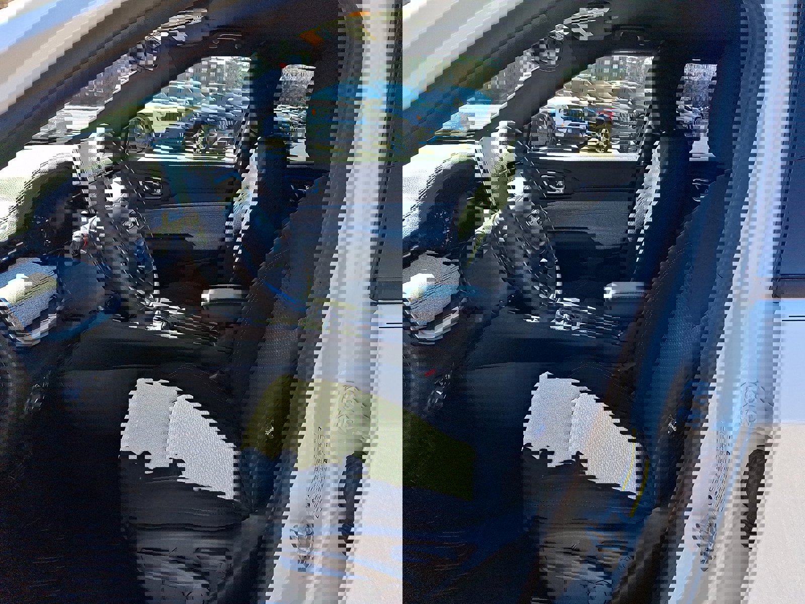 Used 2024 Jeep Compass Sport image 13