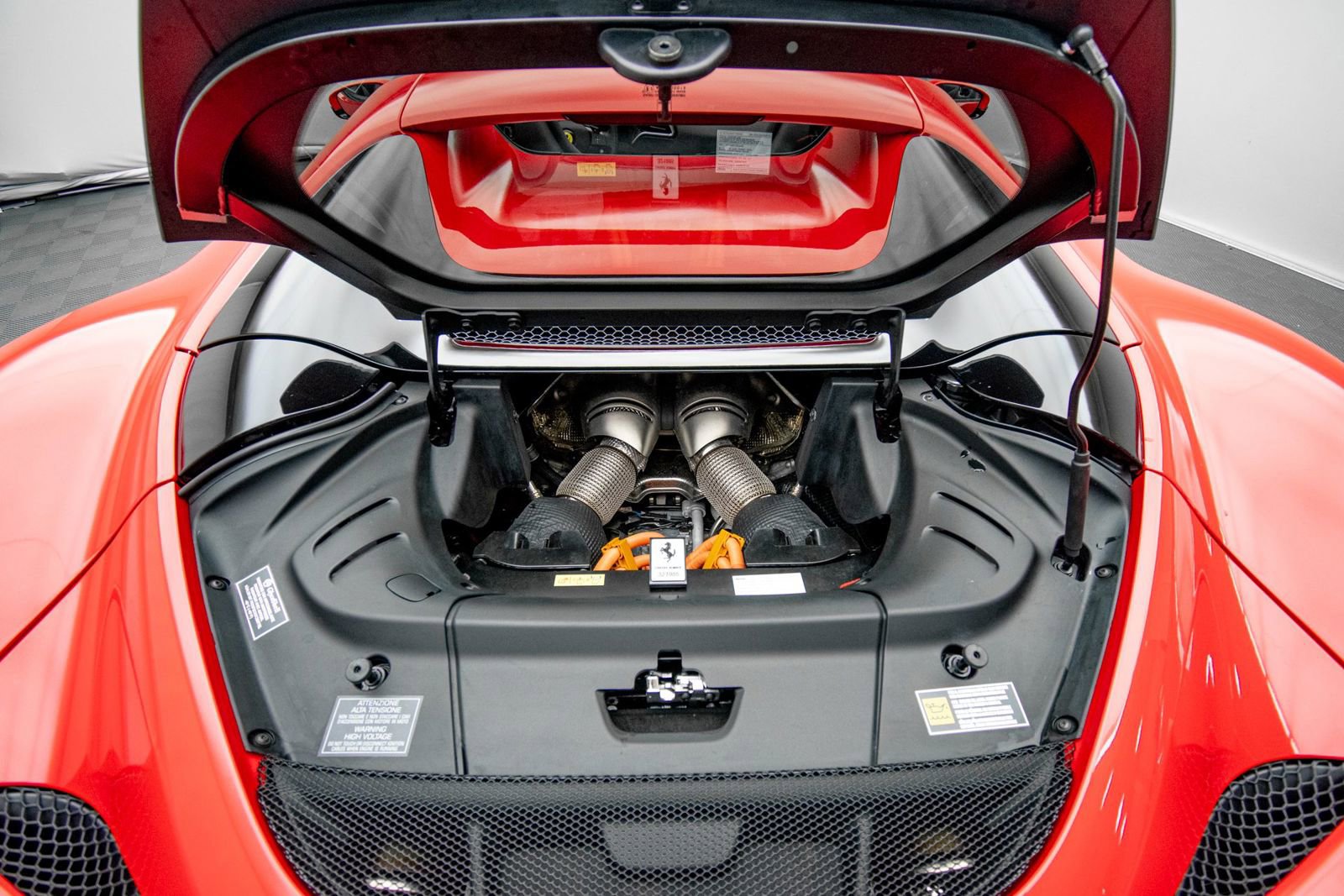 Used 2025 Ferrari 296 GTS RWD image 46