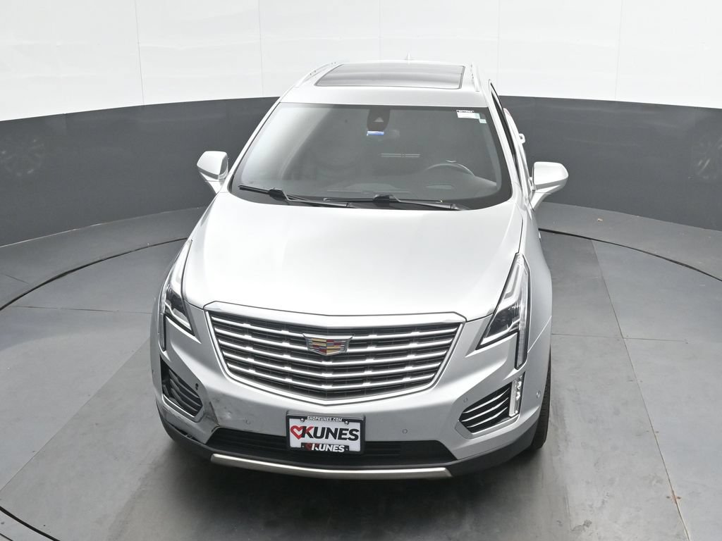 Used 2017 Cadillac XT5 Platinum w/ Driver Assist Package AWD/4WD image 33