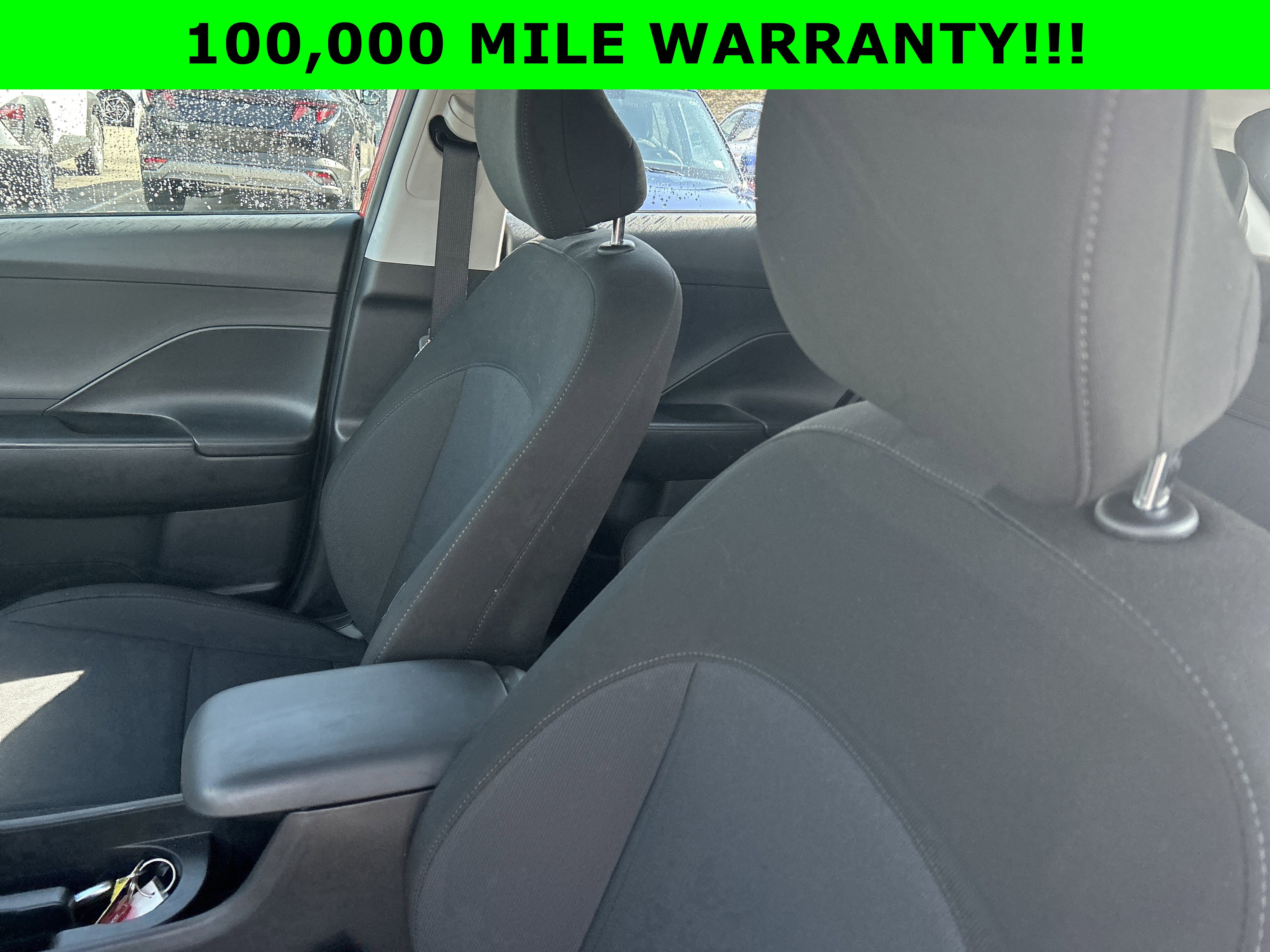 Certified 2025 Hyundai Kona SE image 30