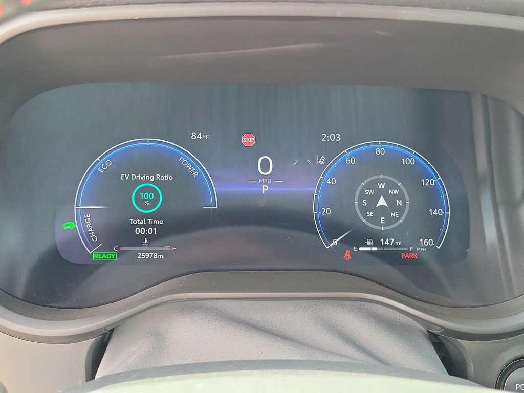 Used 2025 Toyota Sienna XSE FWD image 16