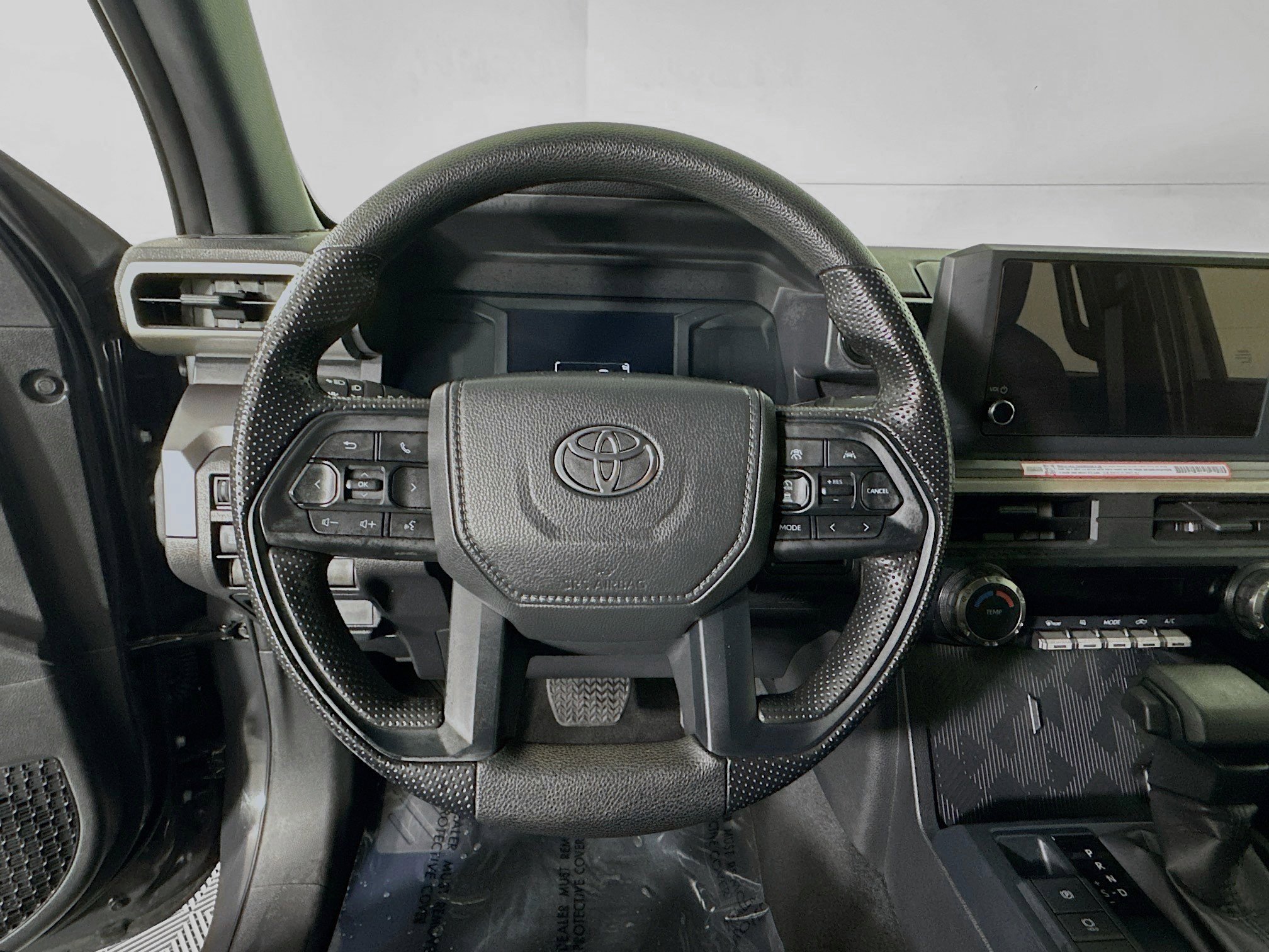 Used 2025 Toyota Tacoma SR5 image 15