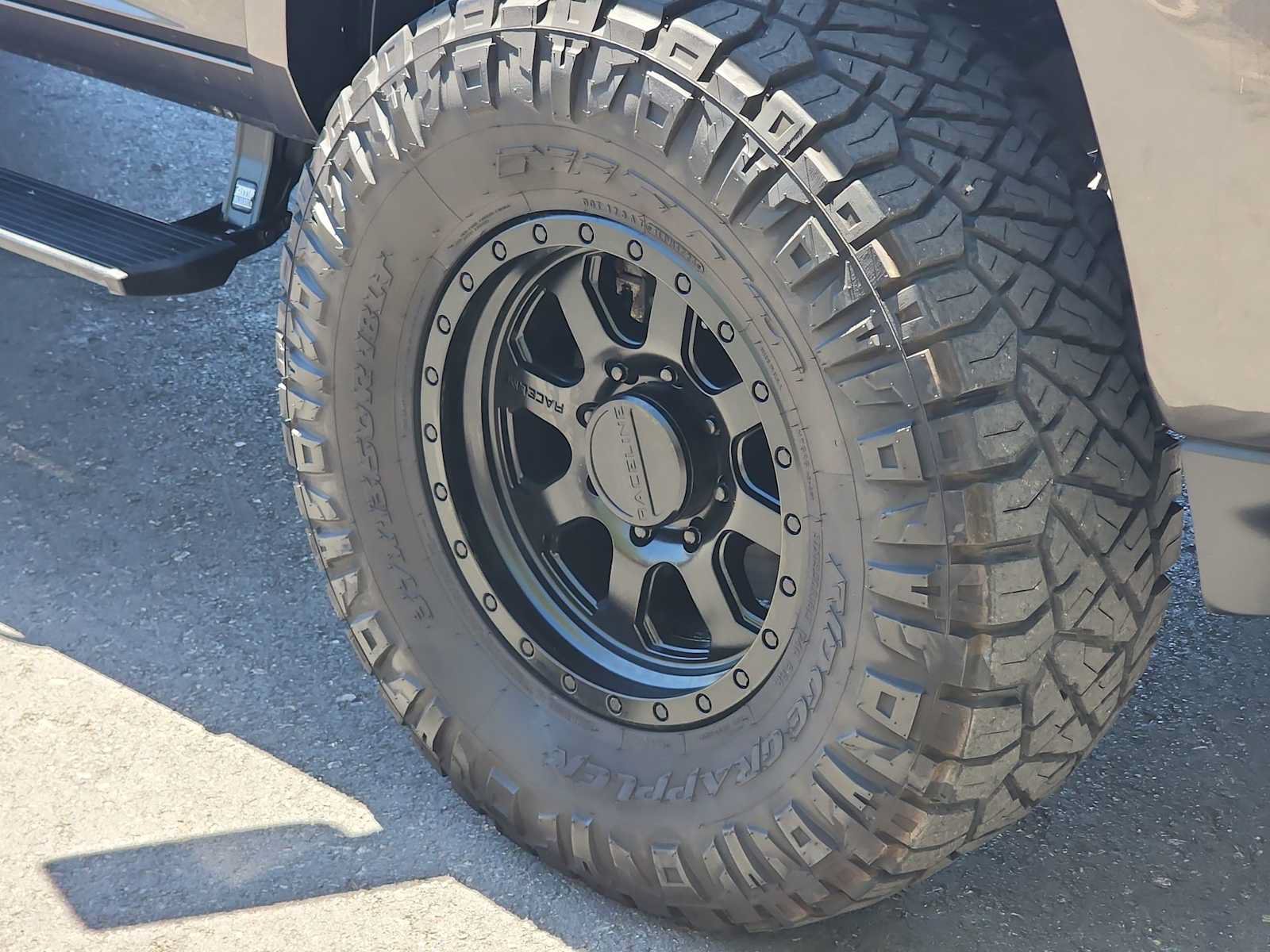 Used 2020 RAM 2500 Laramie AWD/4WD image 12