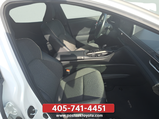 Used 2023 Toyota Crown AWD/4WD image 29