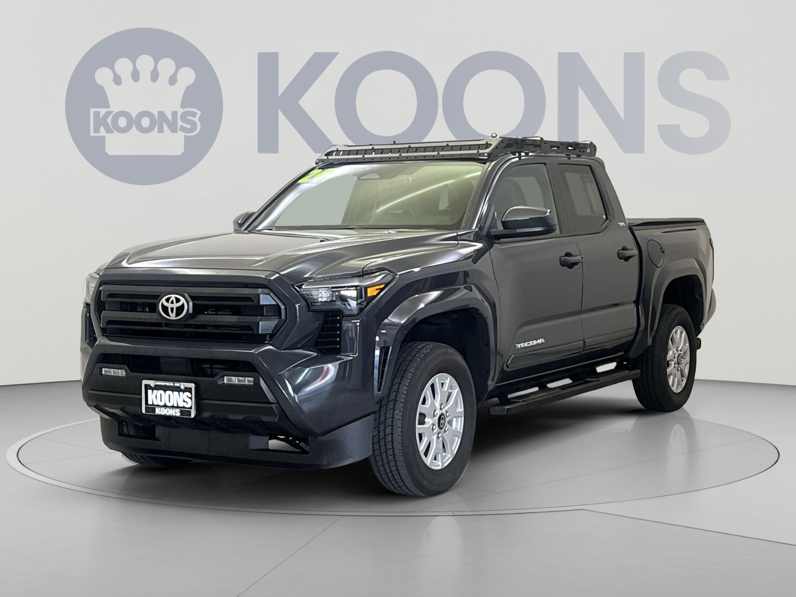 Used 2024 Toyota Tacoma SR5 AWD/4WD image 4