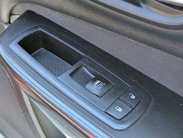 Used 2014 Jeep Cherokee Latitude FWD image 31