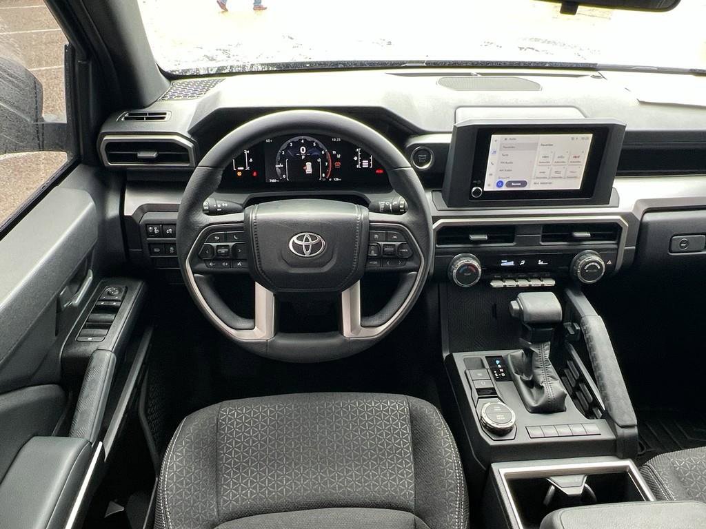 Used 2025 Toyota 4Runner SR5 image 38