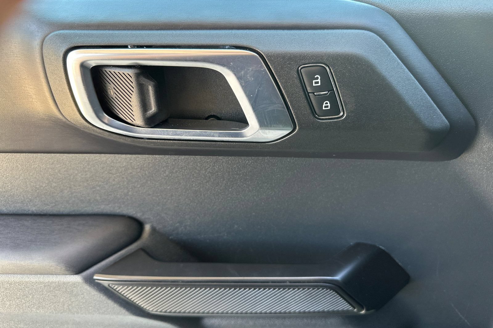 Used 2025 Ford Bronco Outer Banks AWD/4WD image 11
