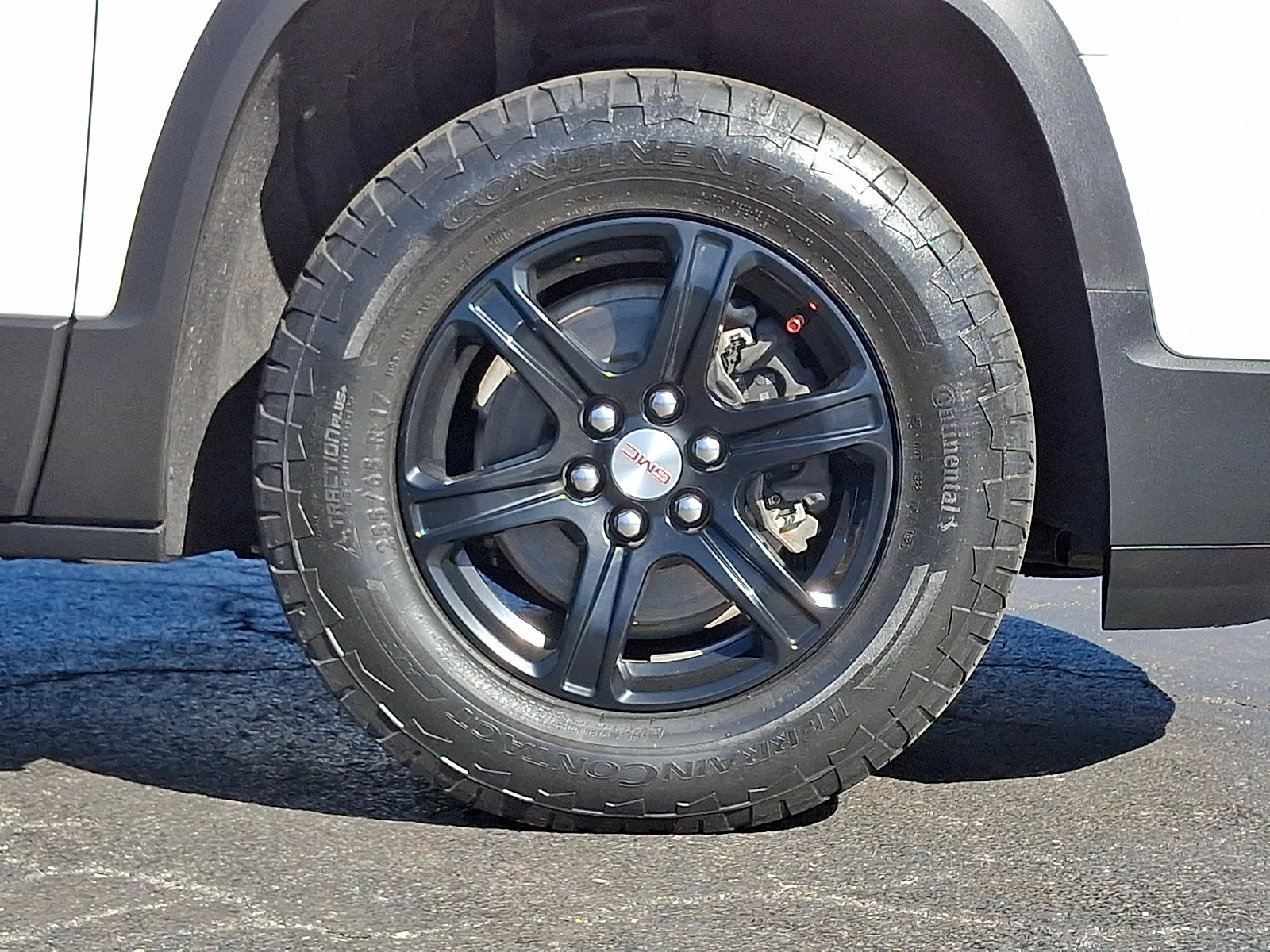 Used 2021 GMC Acadia AT4 w/ Trailering Package AWD/4WD image 8