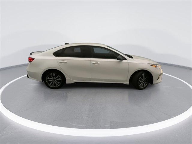 Used 2023 Kia Forte GT-Line w/ GT-Line Technology Package image 5