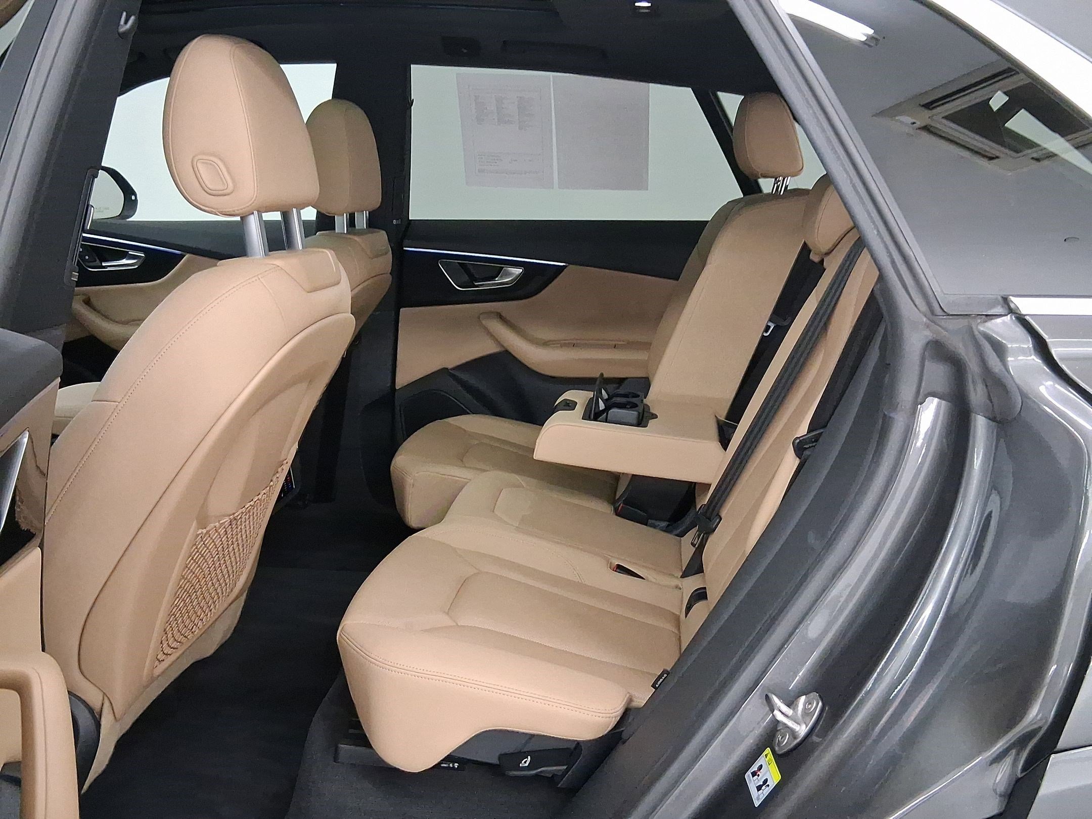 Used 2021 Audi Q8 Premium Plus w/ Premium Plus Package image 13