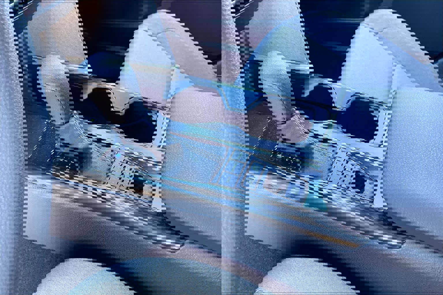 Used 2025 Toyota Camry LE image 14