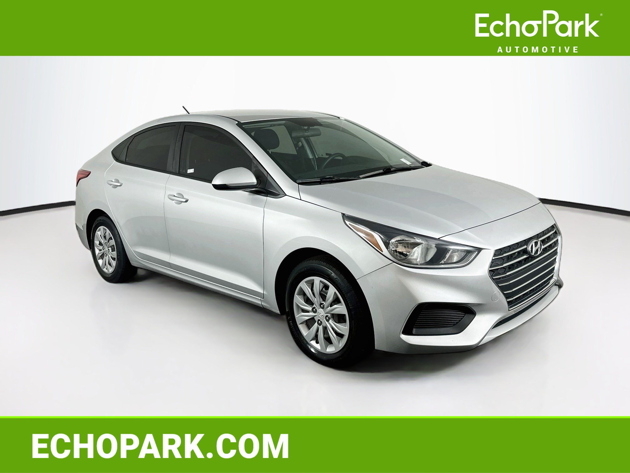 Used 2022 Hyundai Accent SE FWD image 1